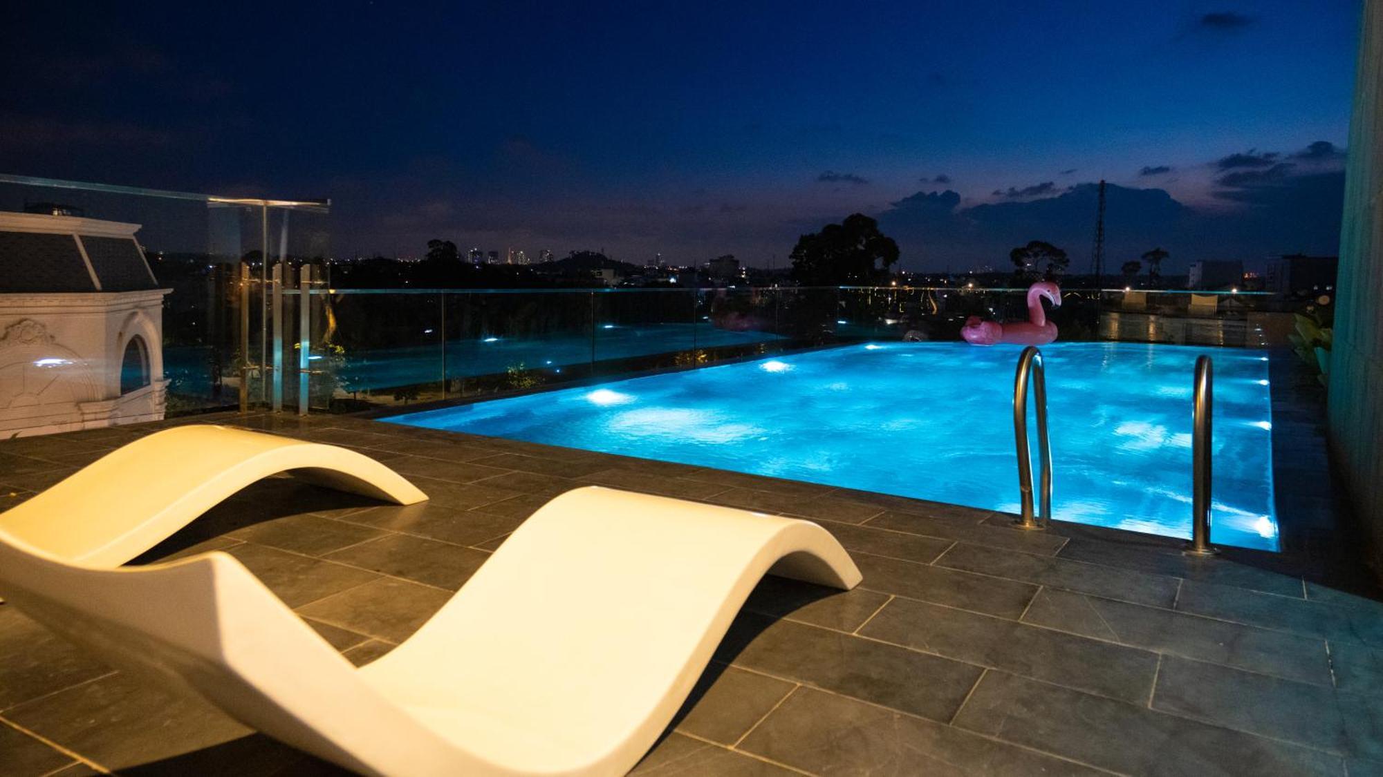 The City Boutique Hotel Bien Hoa Exteriör bild